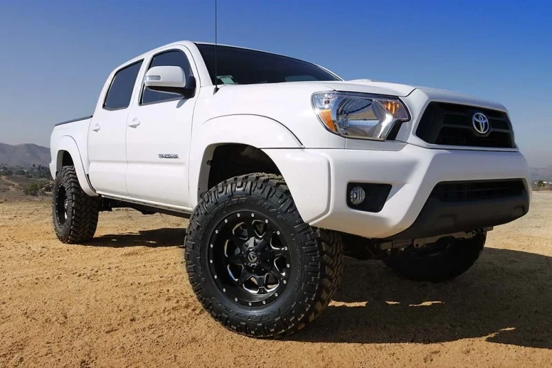ICON 05-23 Toyota Tacoma EXT Travel Front 2.5 VS Remote Reservoir CDEV Coilover Kit - 700lbs - product image