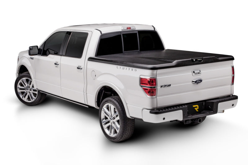 Undercover 25-26 Ford F-150 5.7ft Bed w/ Access Tailgate Elite Bed Cover - Textured Black - product image