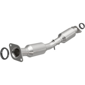 Magnaflow 13-15 Nissan Sentra 1.8L California Grade CARB Compliant DF Catalytic Converter